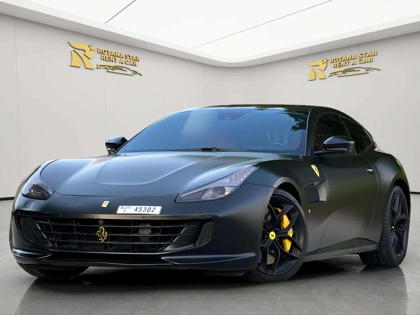 FERRARI GTC4 Lusso