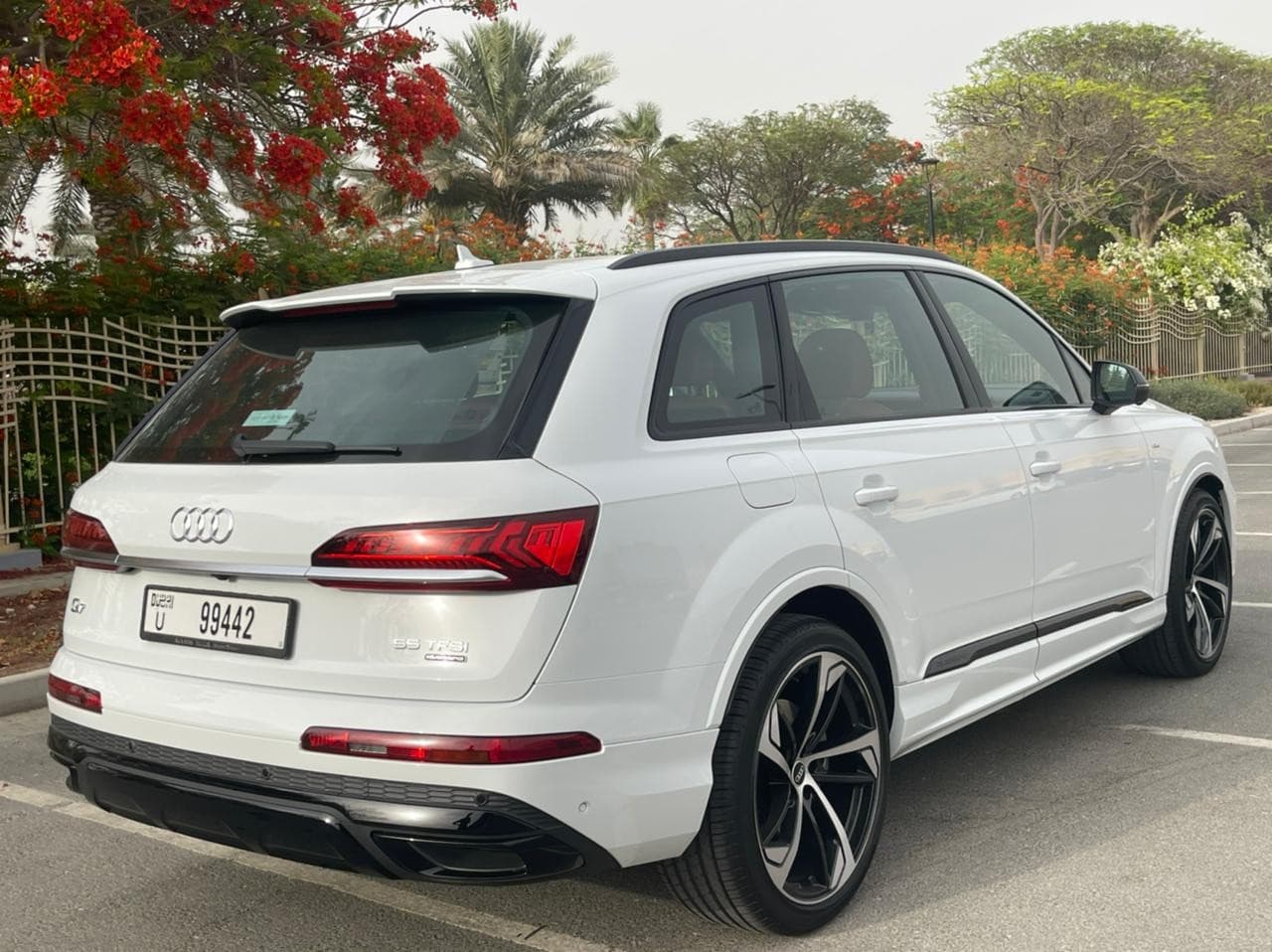 AUDI Q7