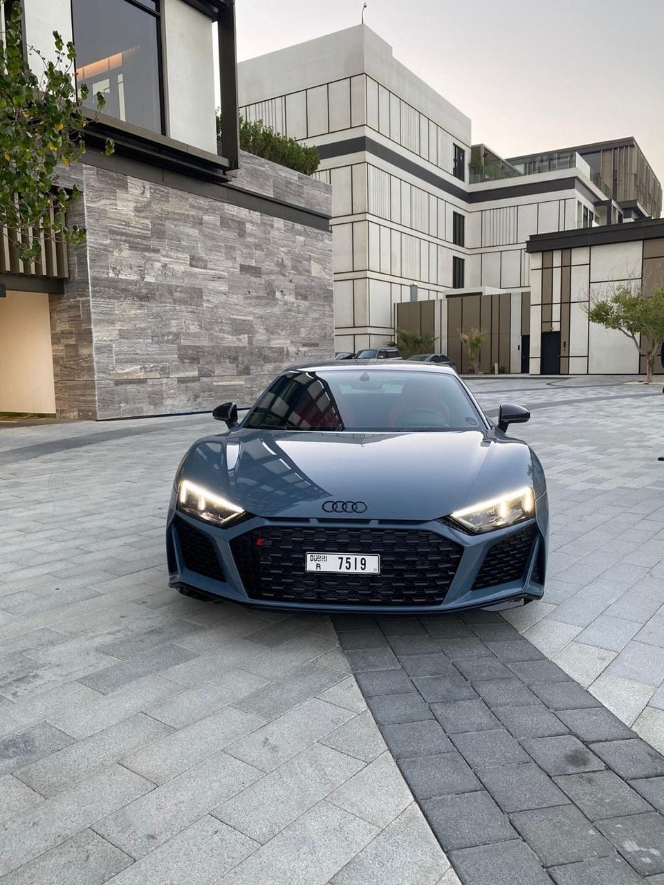 AUDI R8 V10 Coupe - Image 7