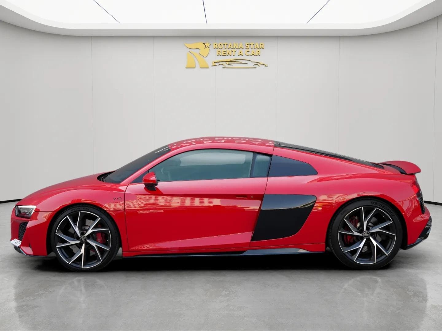 AUDI R8 V10 Coupe - Image 2