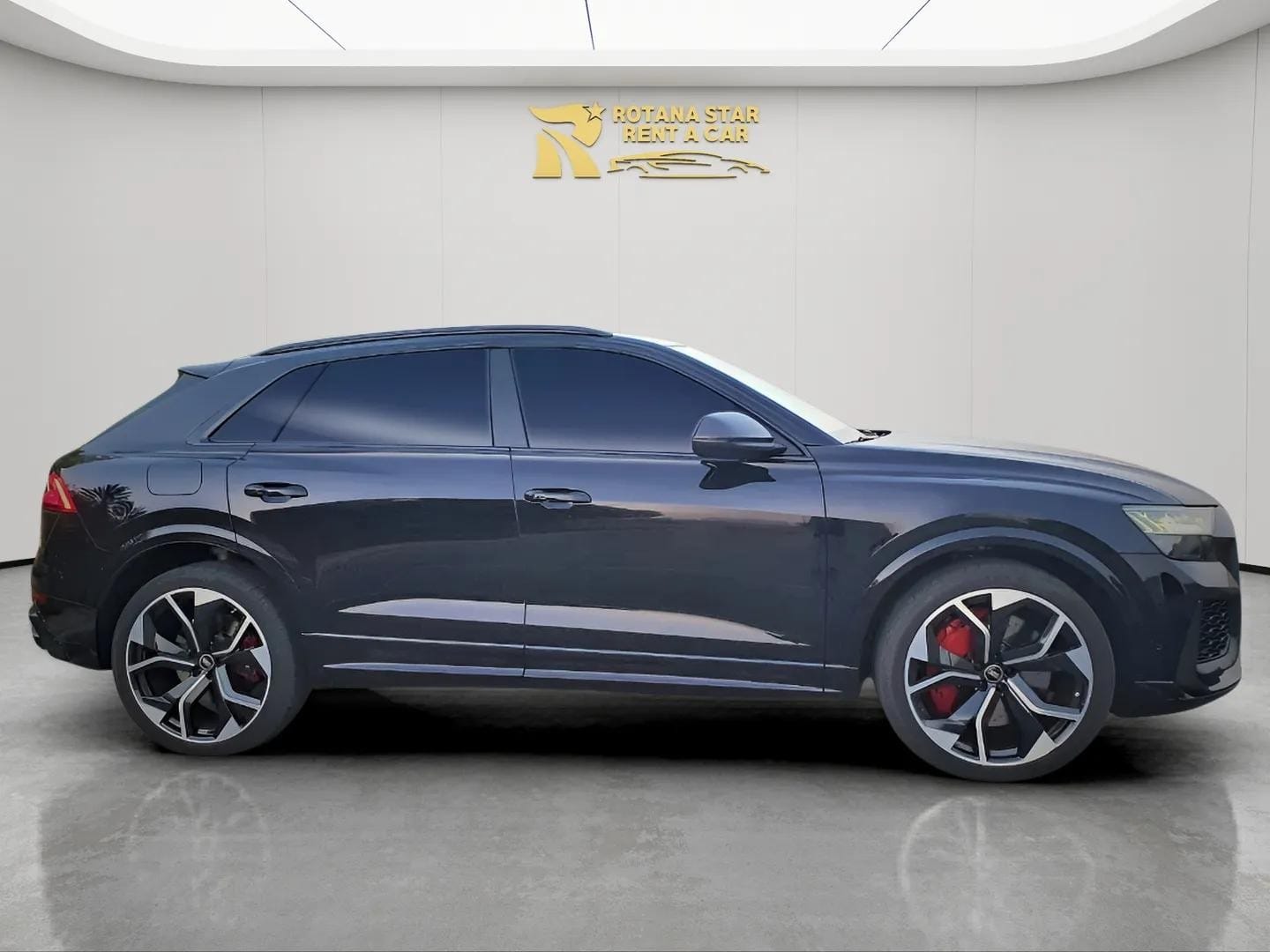 AUDI RSQ8 - Image 2