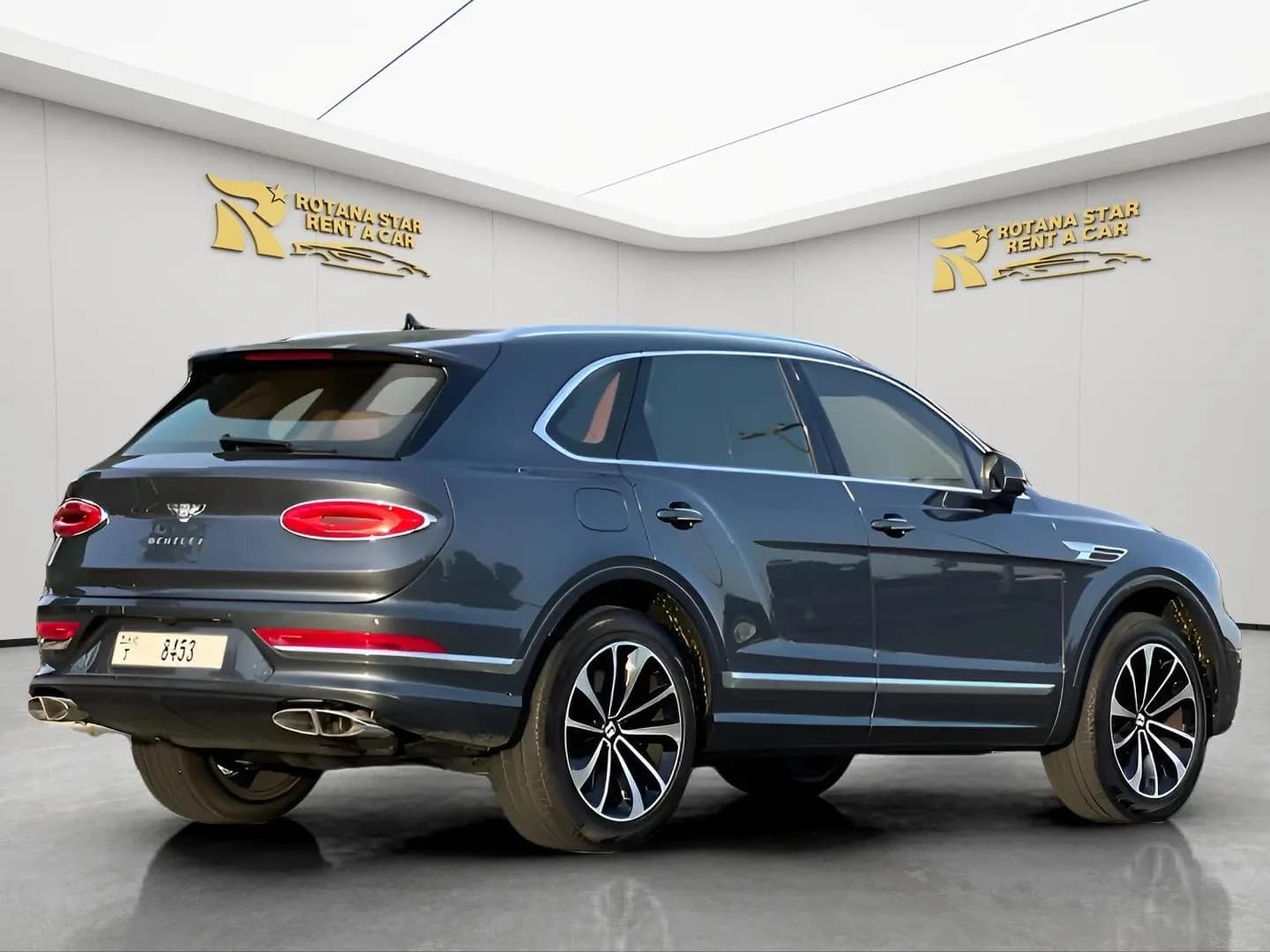 BENTLEY Bentayga - Image 4