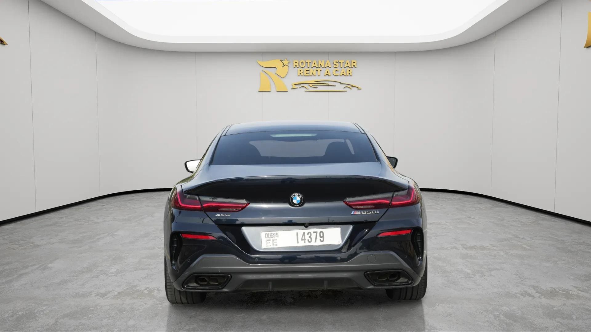 BMW 850i - Image 4
