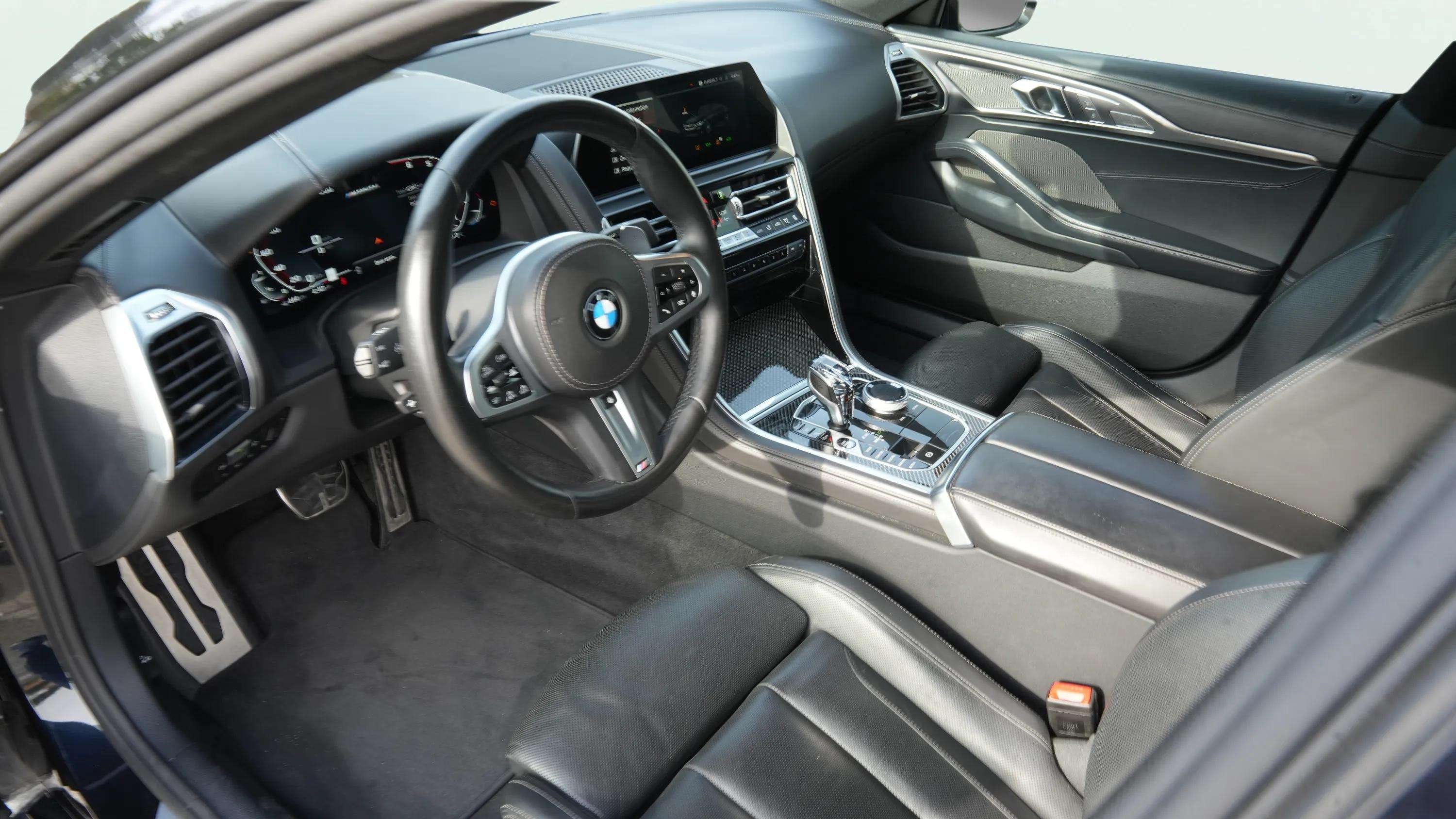 BMW 850i - Image 6