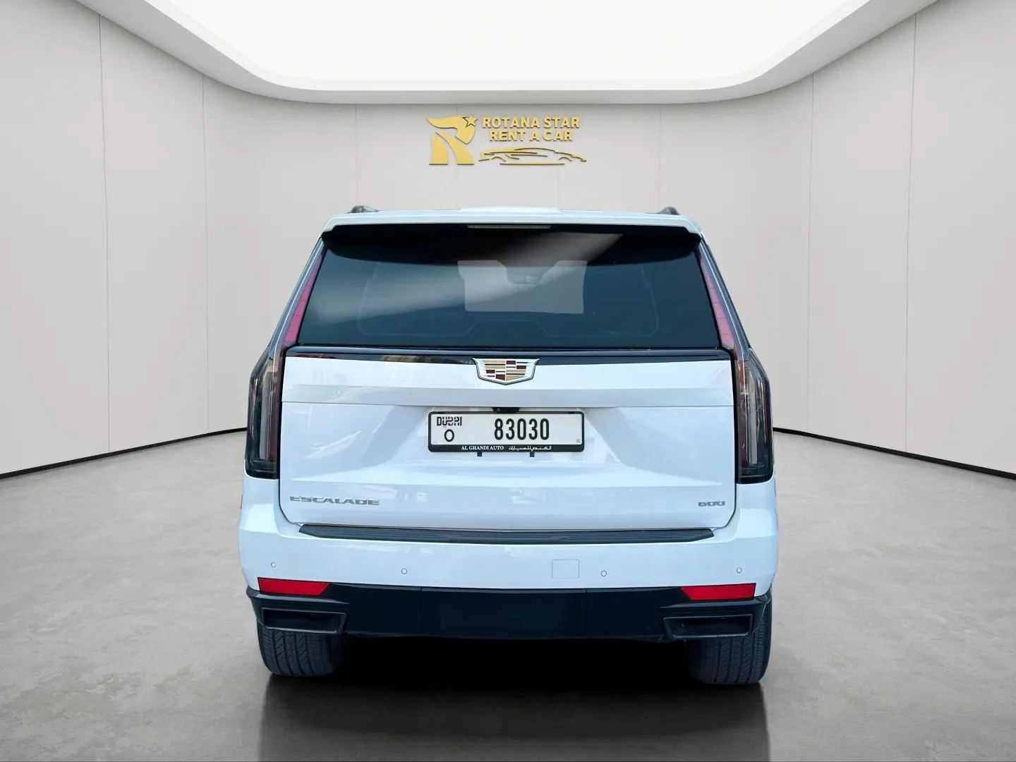 CADILLAC Escalade - Image 3