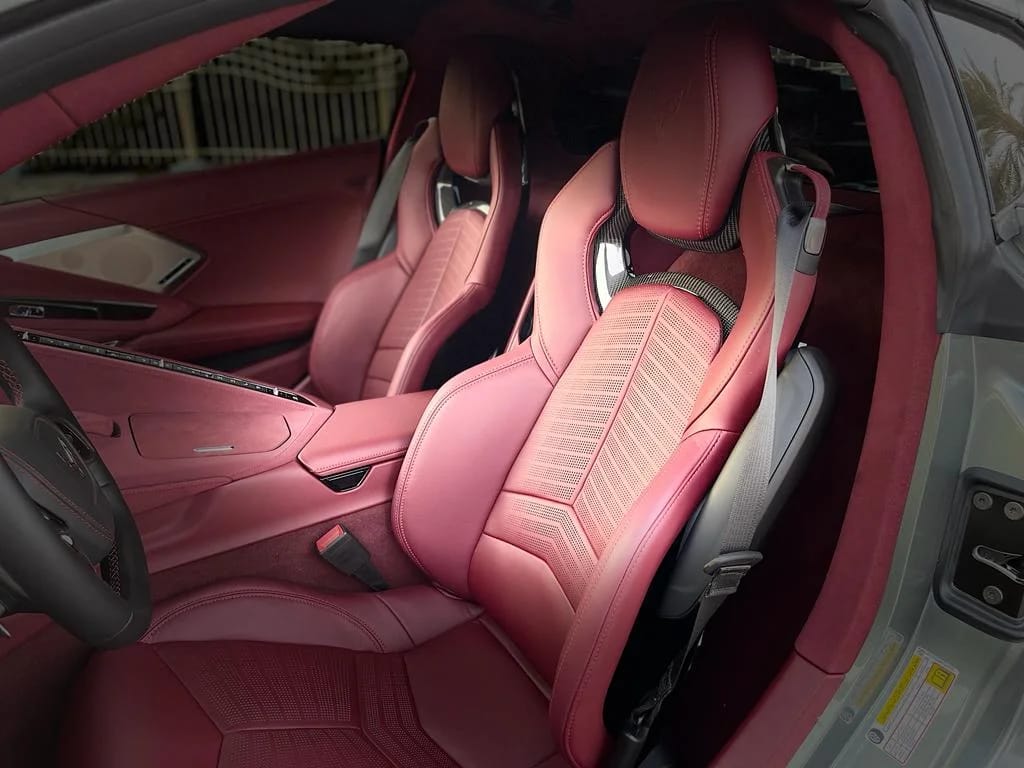 CHEVROLET Corvette Stingray - Image 9