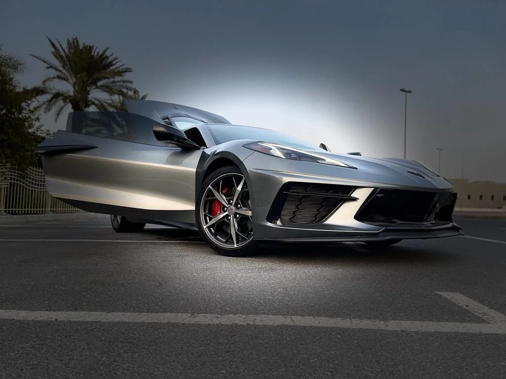 CHEVROLET Corvette Stingray - Image 2