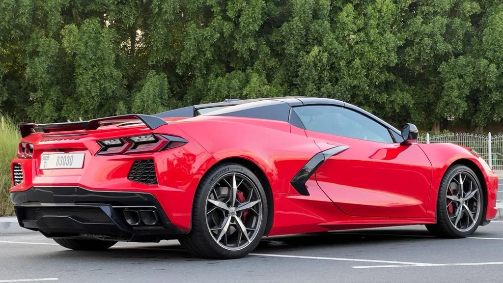 CHEVROLET Corvette Stingray - Image 2