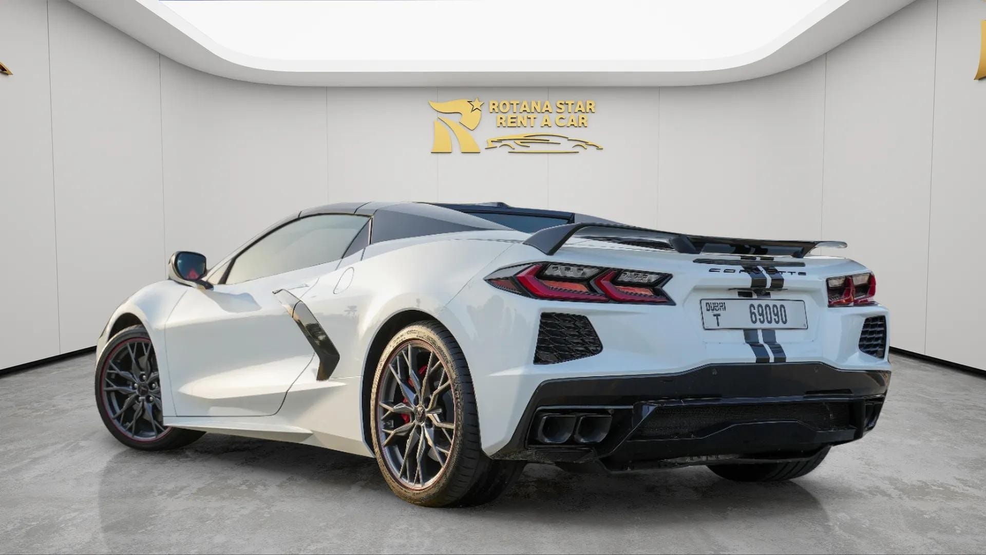 CHEVROLET Corvette Stingray - Image 2