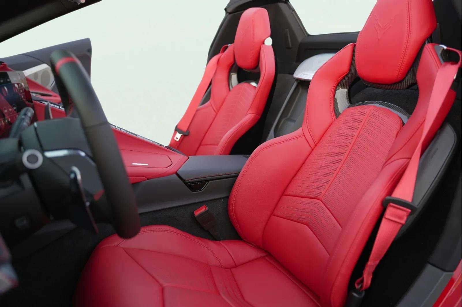 CHEVROLET Corvette Stingray - Image 4