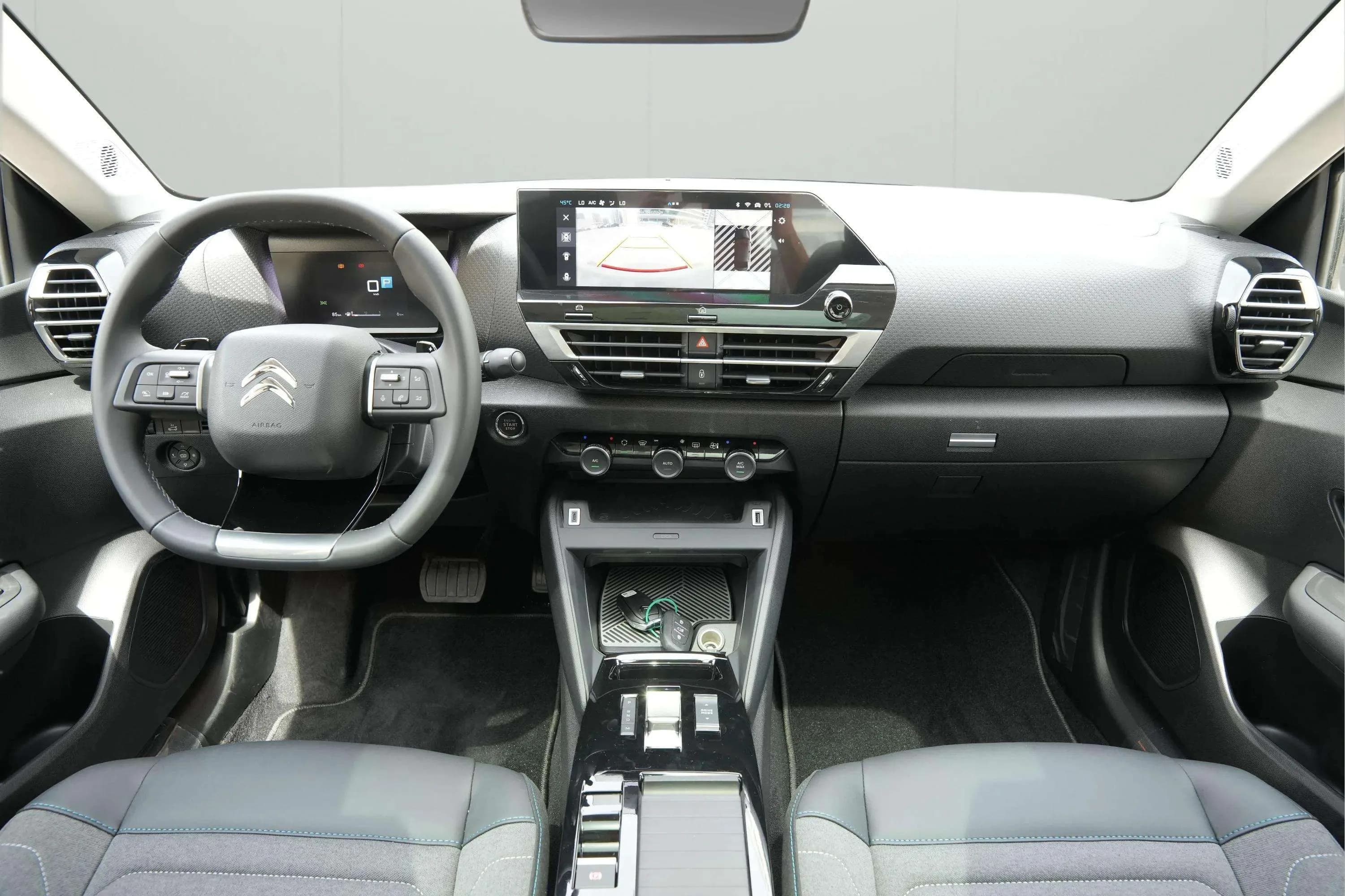 CITROEN C4 X - Image 5