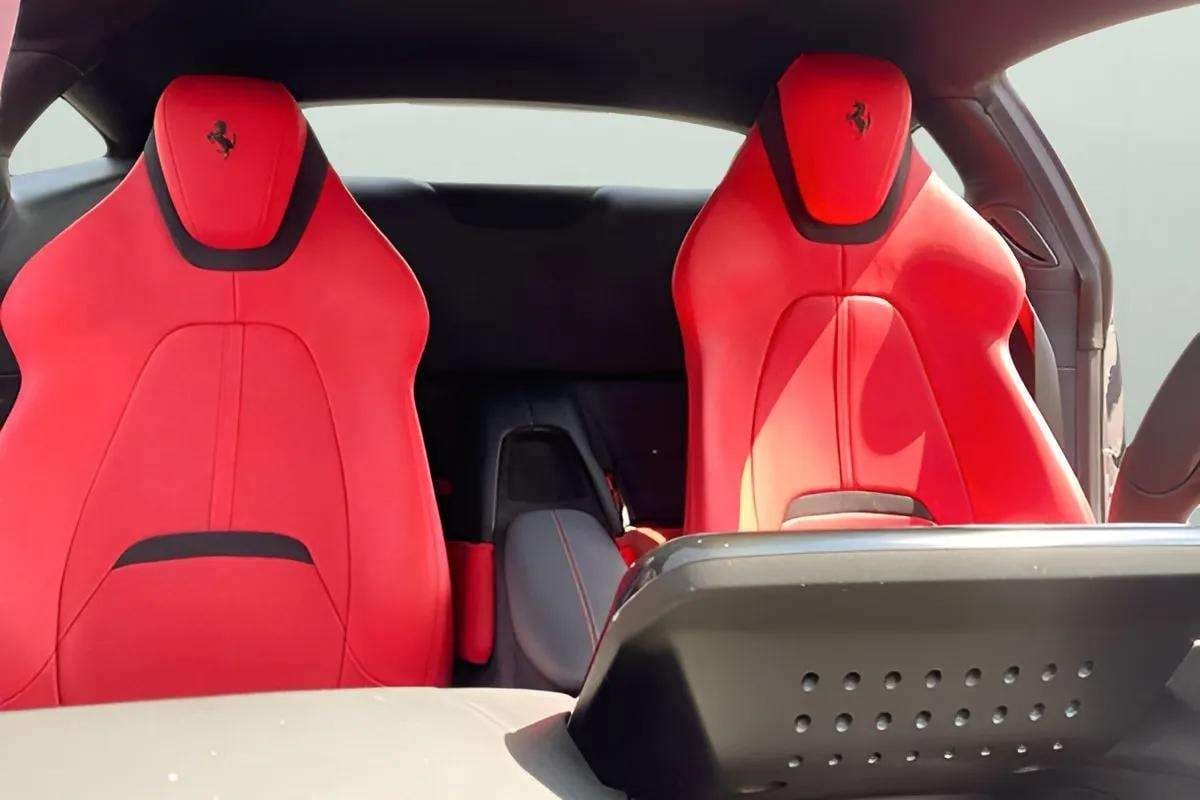 FERRARI Roma - Image 4