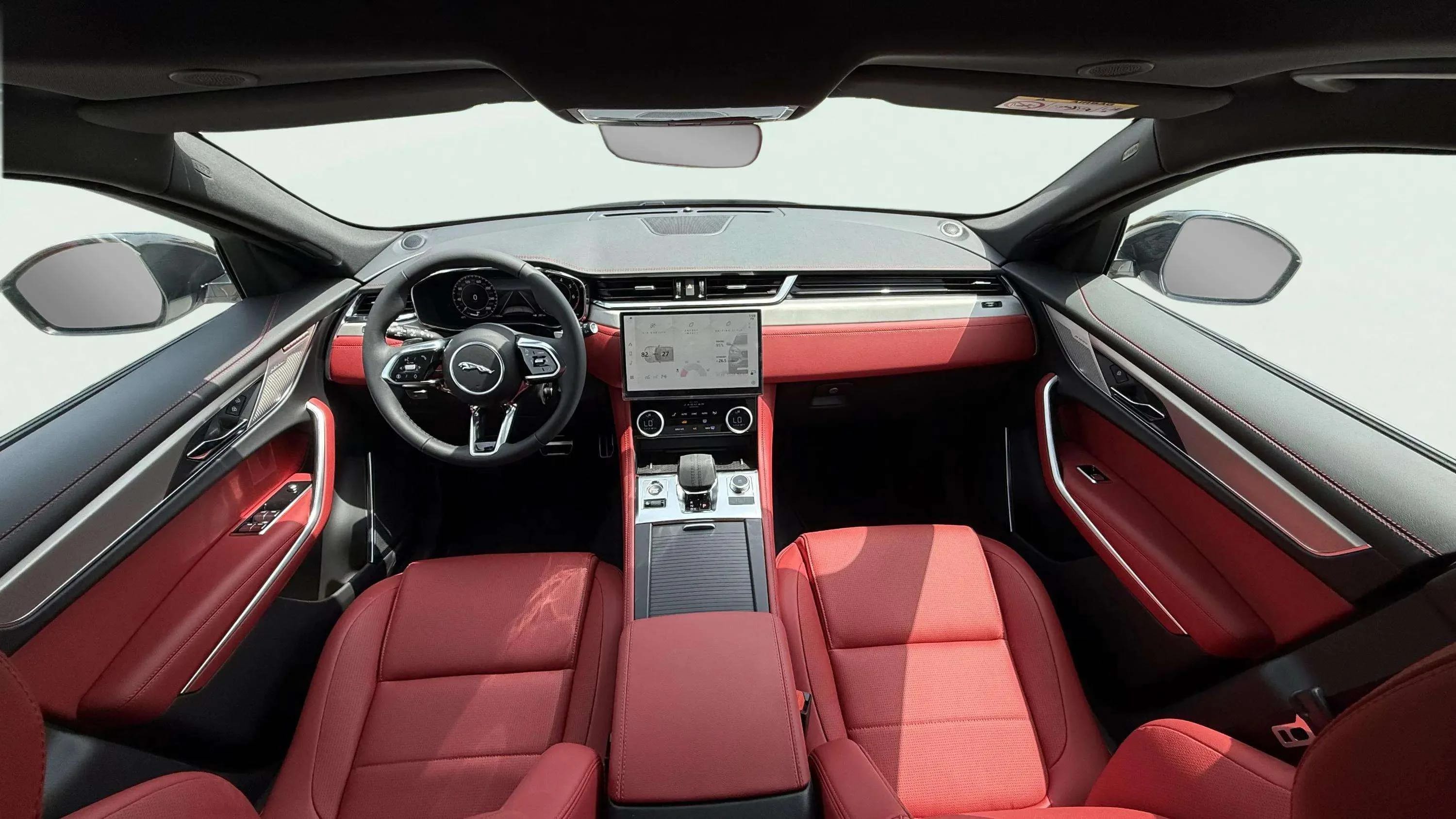 JAGUAR F-PACE - Image 7