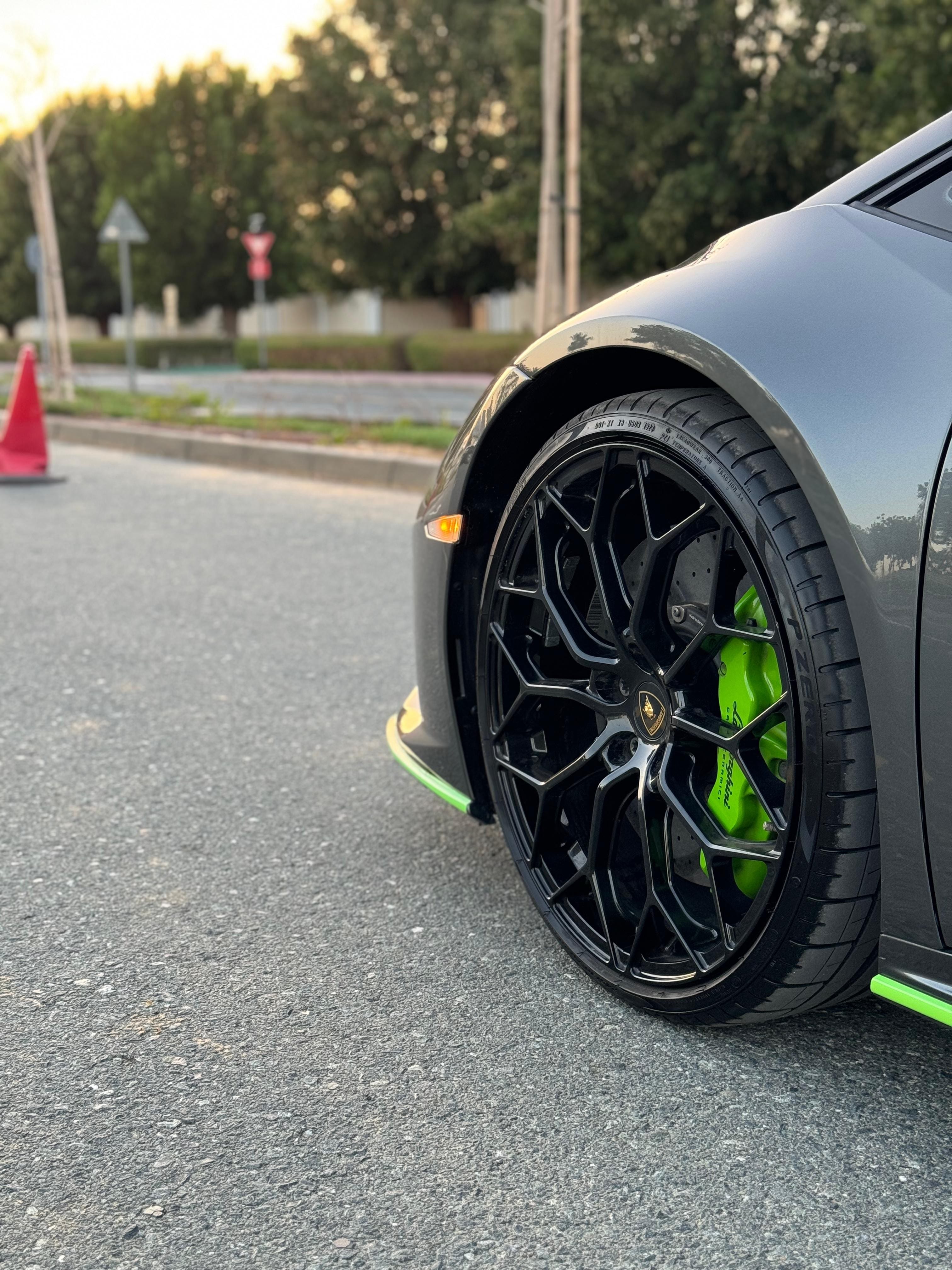 LAMBORGHINI Huracan EVO Coupe - Image 6