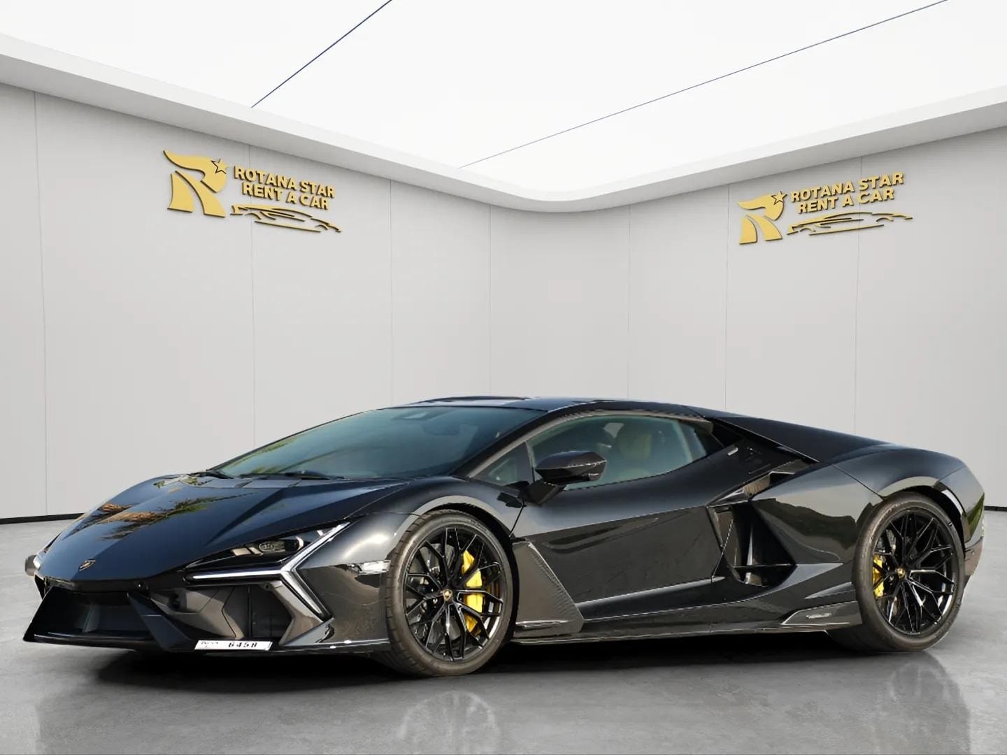 LAMBORGHINI Revuelto - Image 2