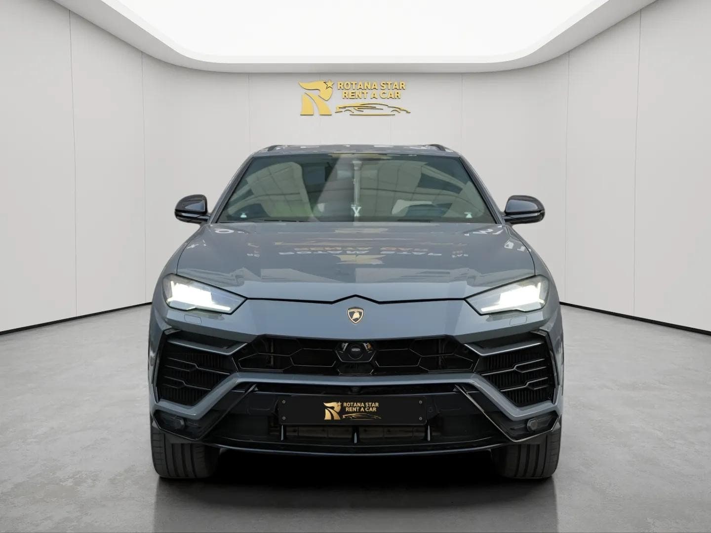 LAMBORGHINI Urus MY