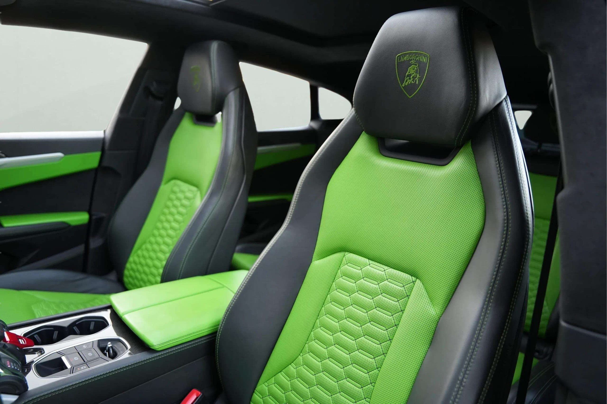 LAMBORGHINI Urus MY - Image 3