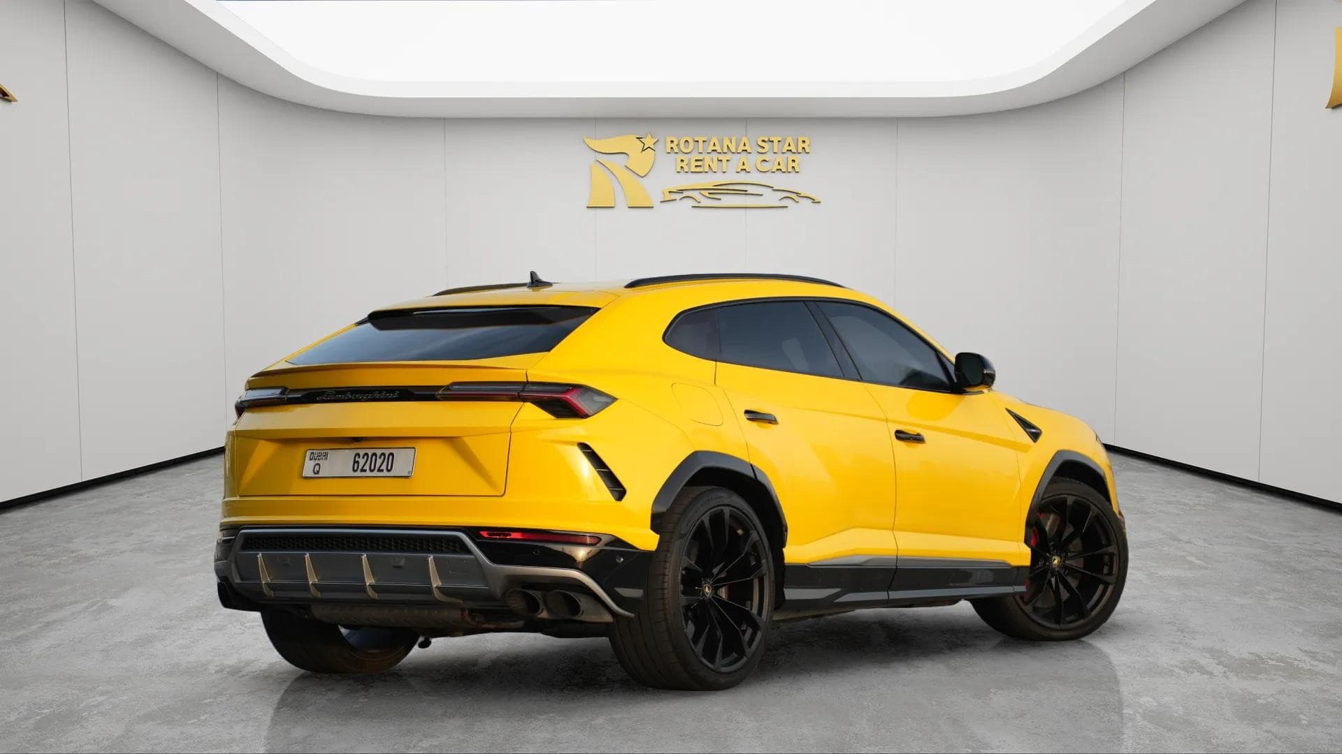 LAMBORGHINI Urus MY2 - Image 3