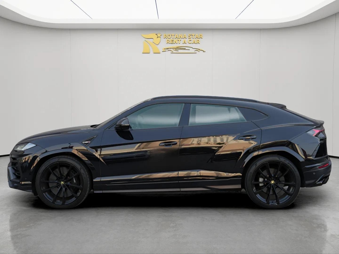 LAMBORGHINI Urus MY2 - Image 2