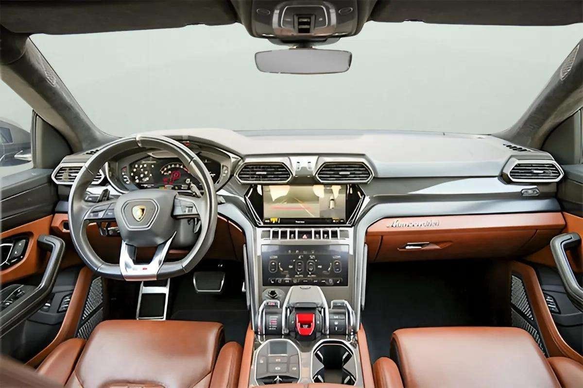LAMBORGHINI Urus MY2 - Image 6