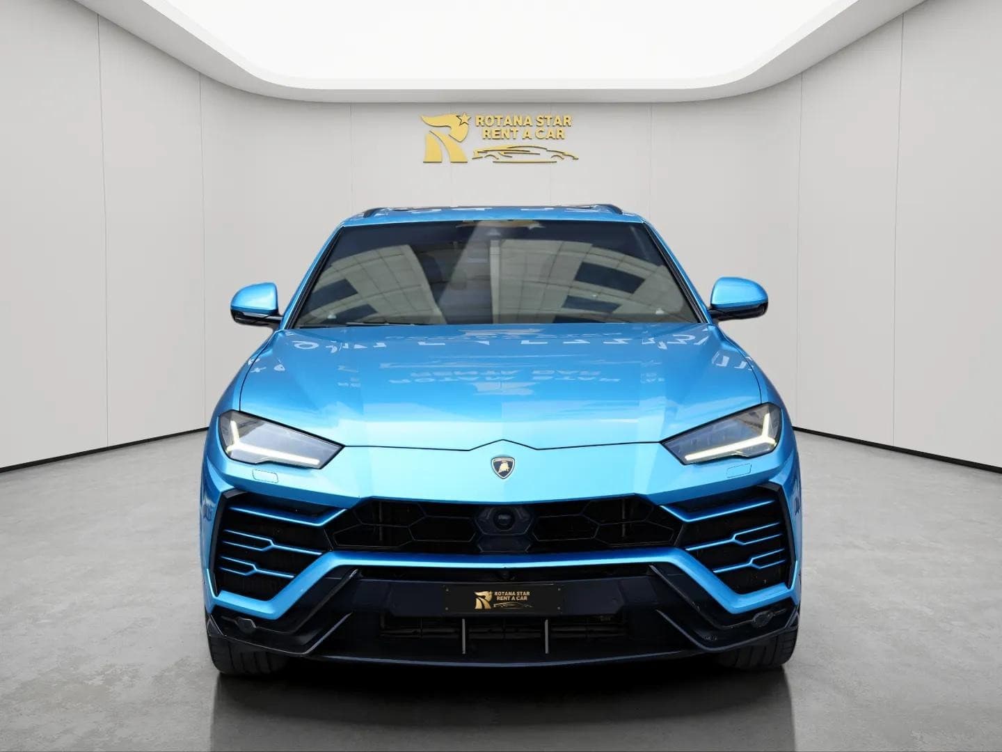 LAMBORGHINI Urus MY2