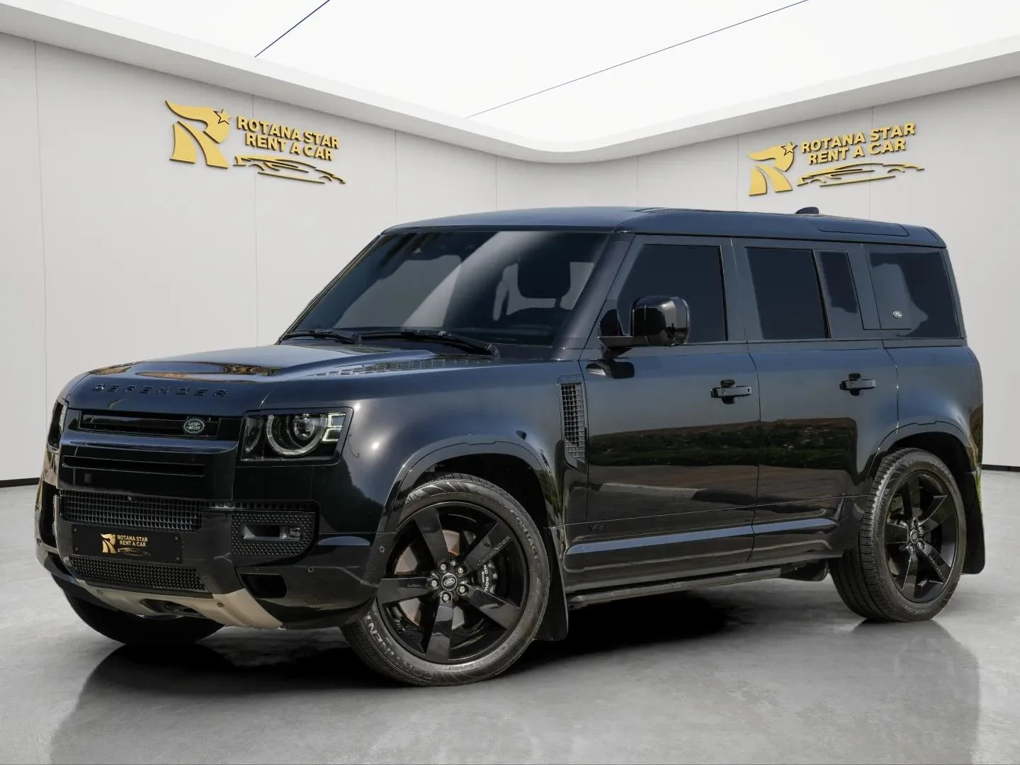 Land Rover Defender V8 - Image 2