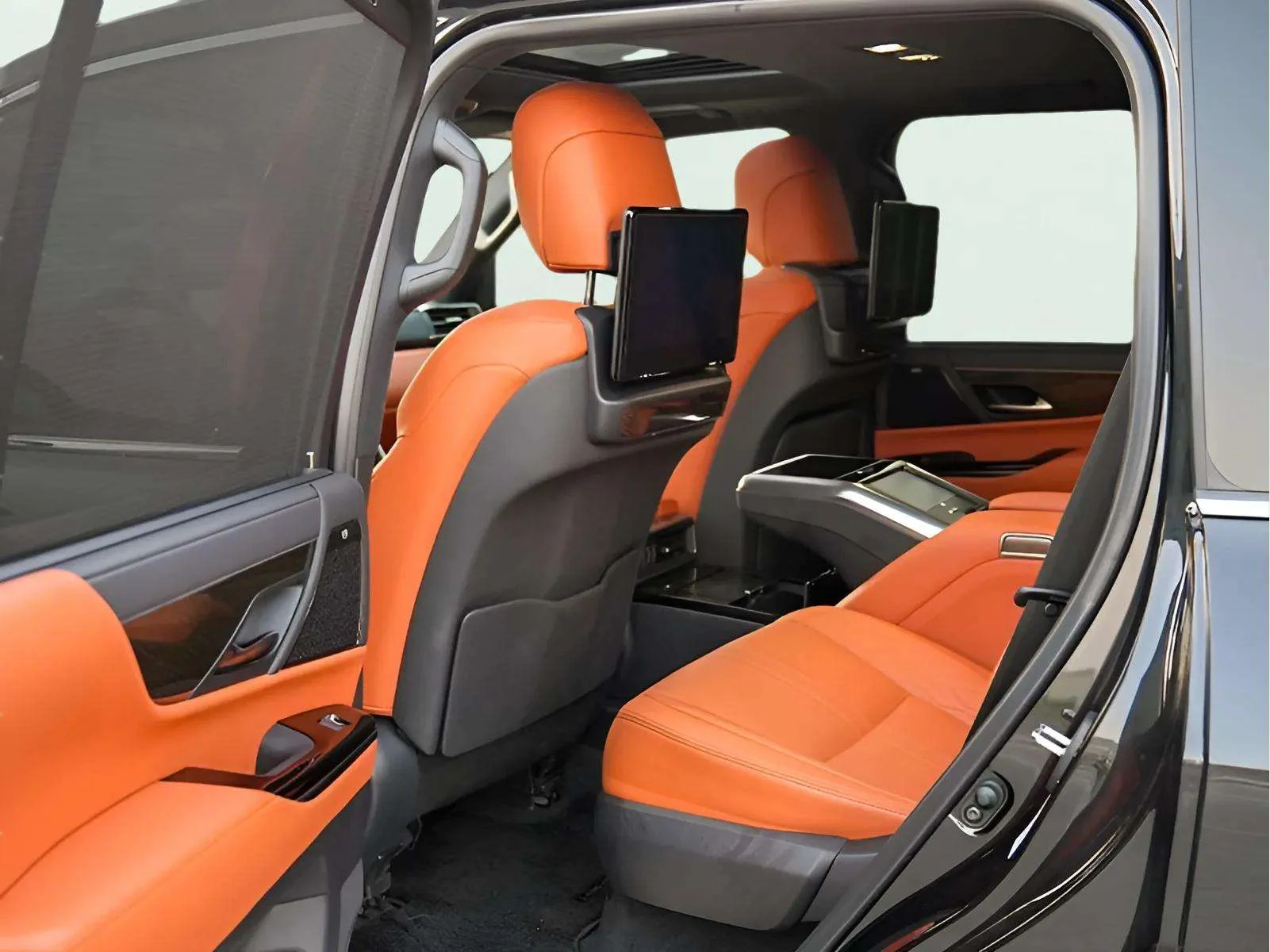 LEXUS LX 600 - Image 5