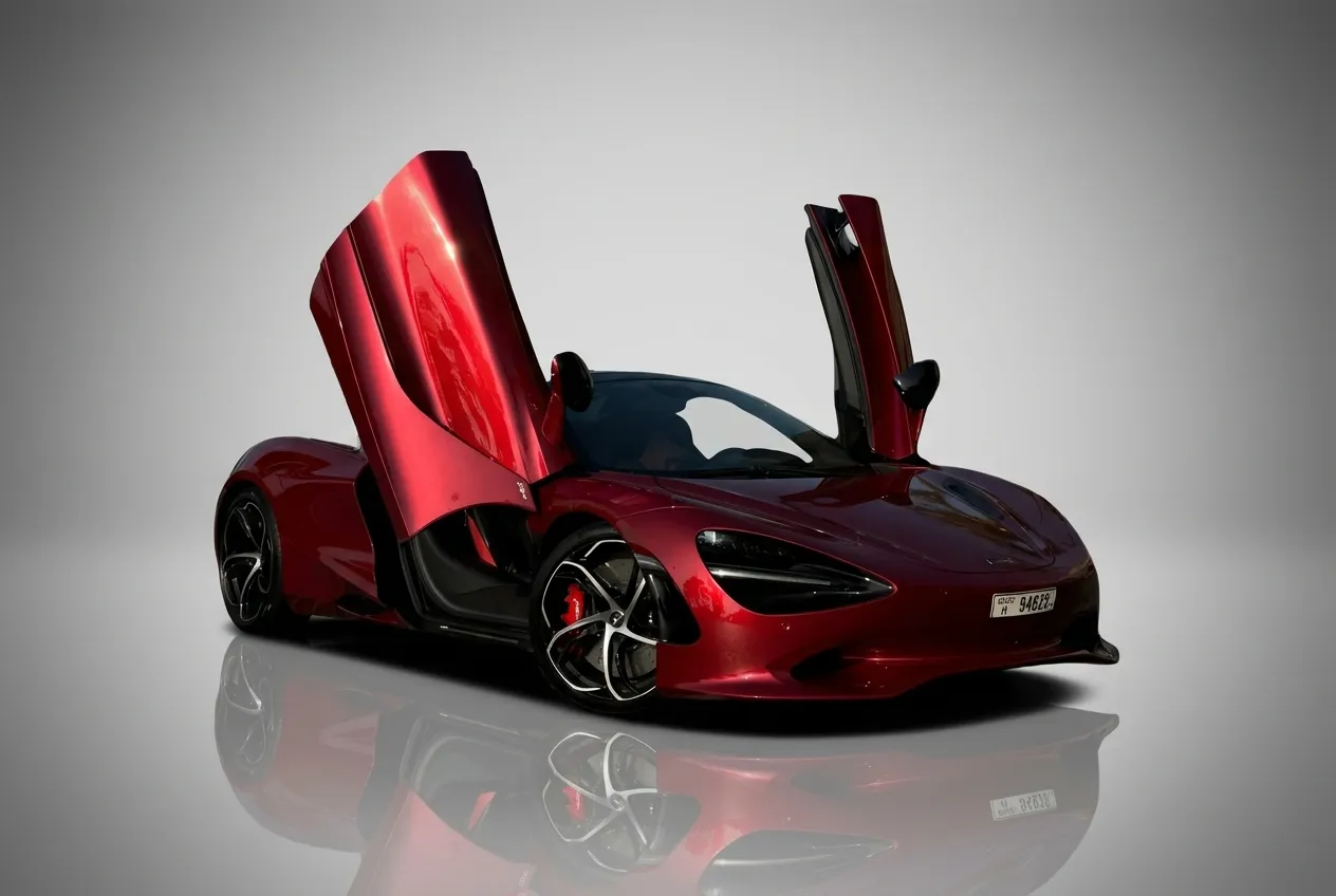 MCLAREN 750S Spider - Image 2