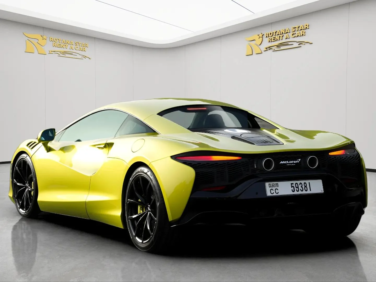 MCLAREN Artura - Image 4