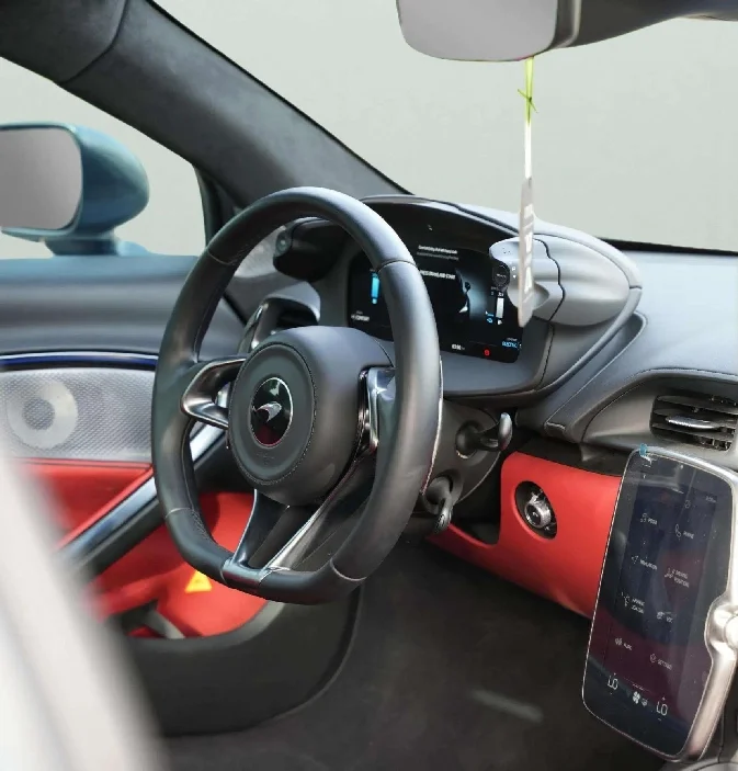 MCLAREN Artura - Image 9