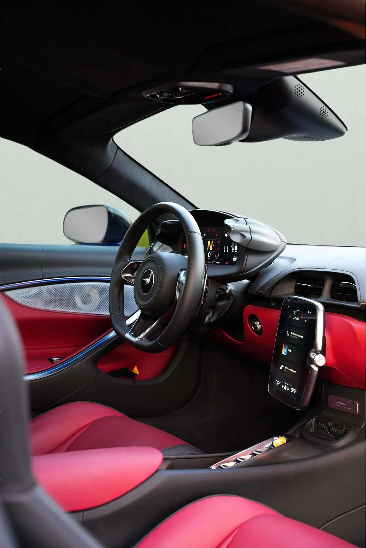 MCLAREN Artura Spider - Image 5