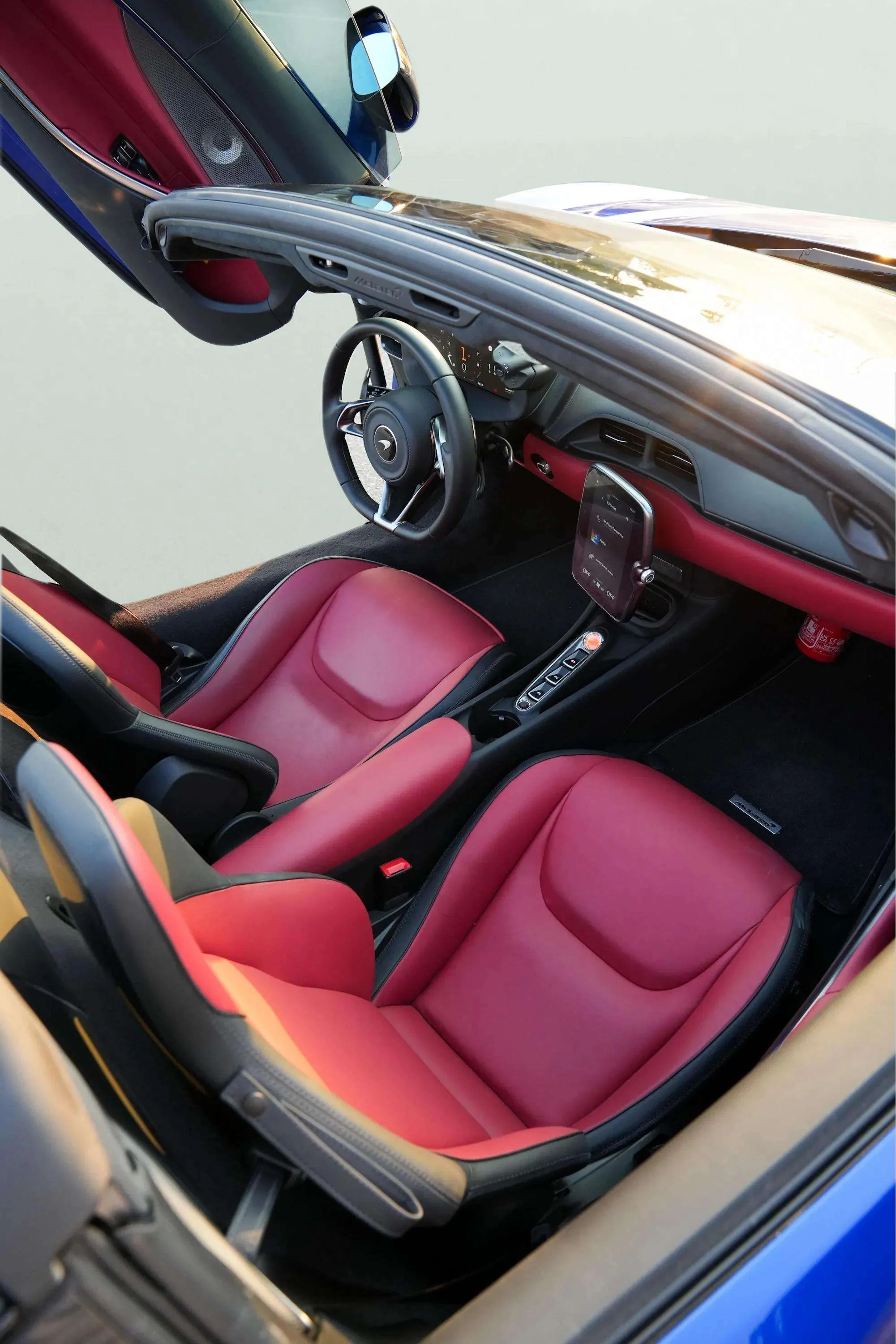 MCLAREN Artura Spider - Image 8