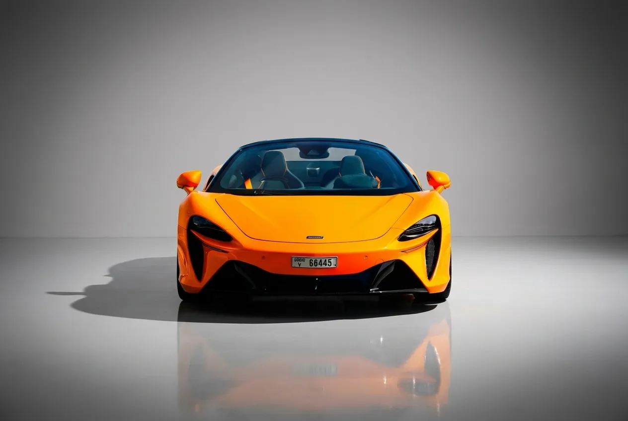 MCLAREN Artura Spider - Image 2