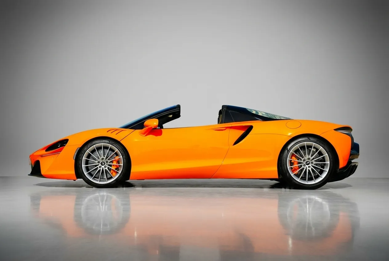 MCLAREN Artura Spider - Image 3