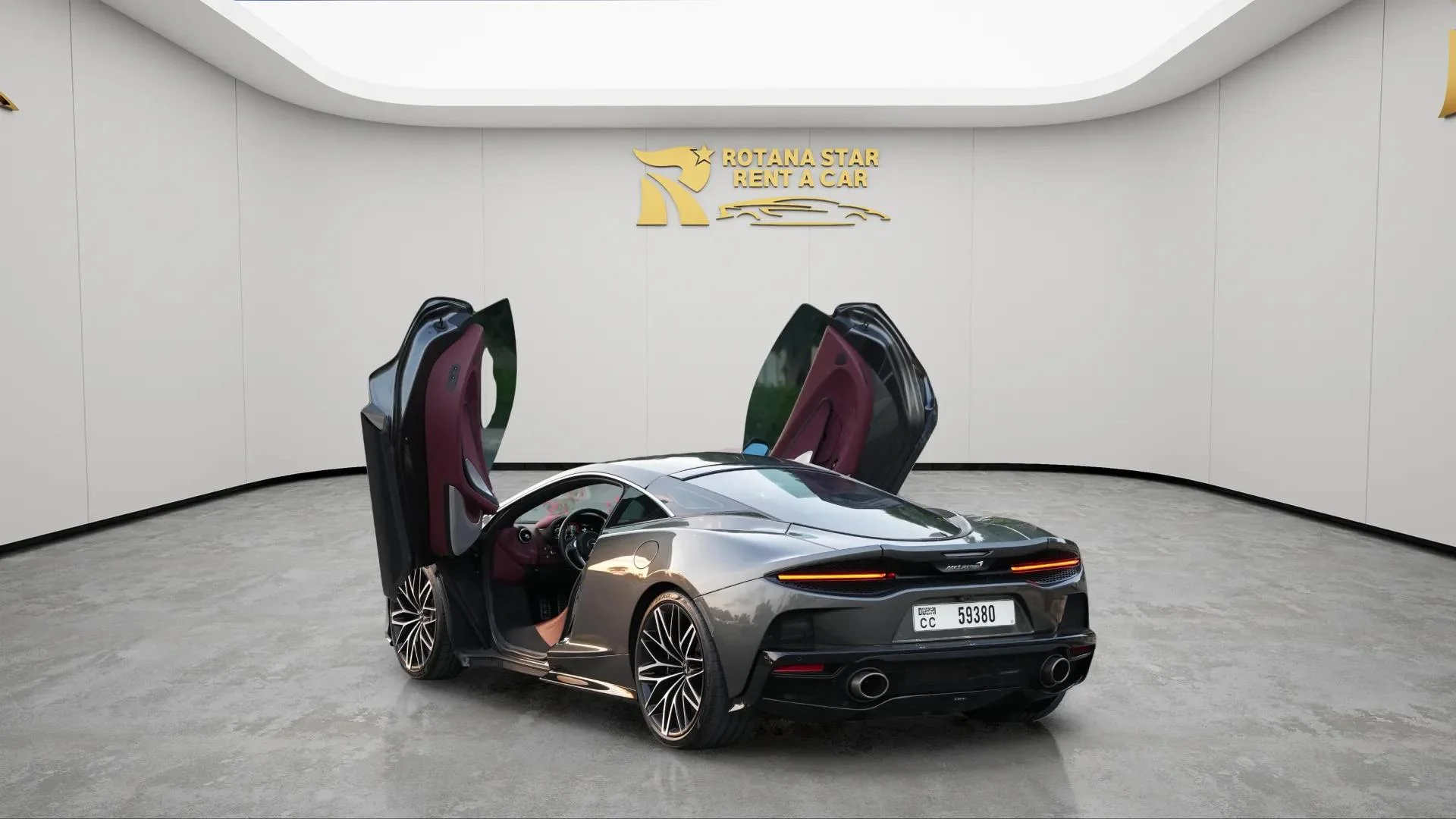 MCLAREN GT - Image 4