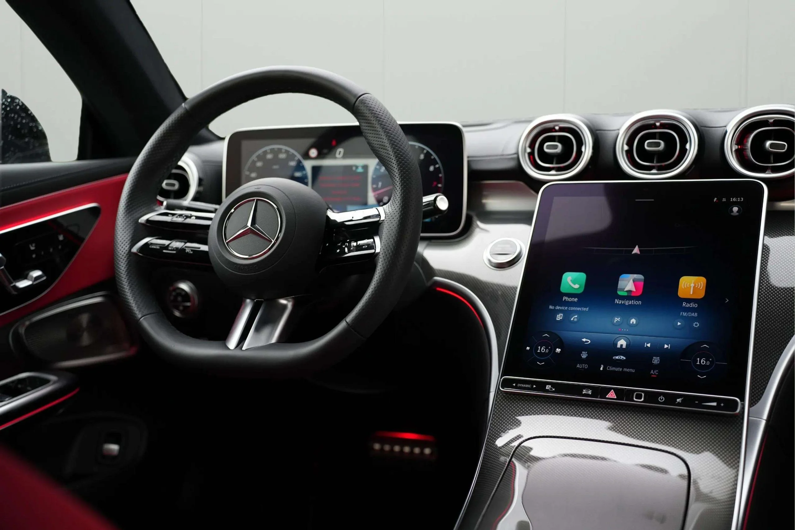 MERCEDES CLE 200 - Image 6