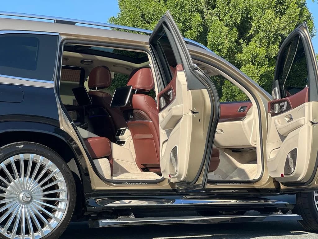 MERCEDES GLS 600 Maybach - Image 6