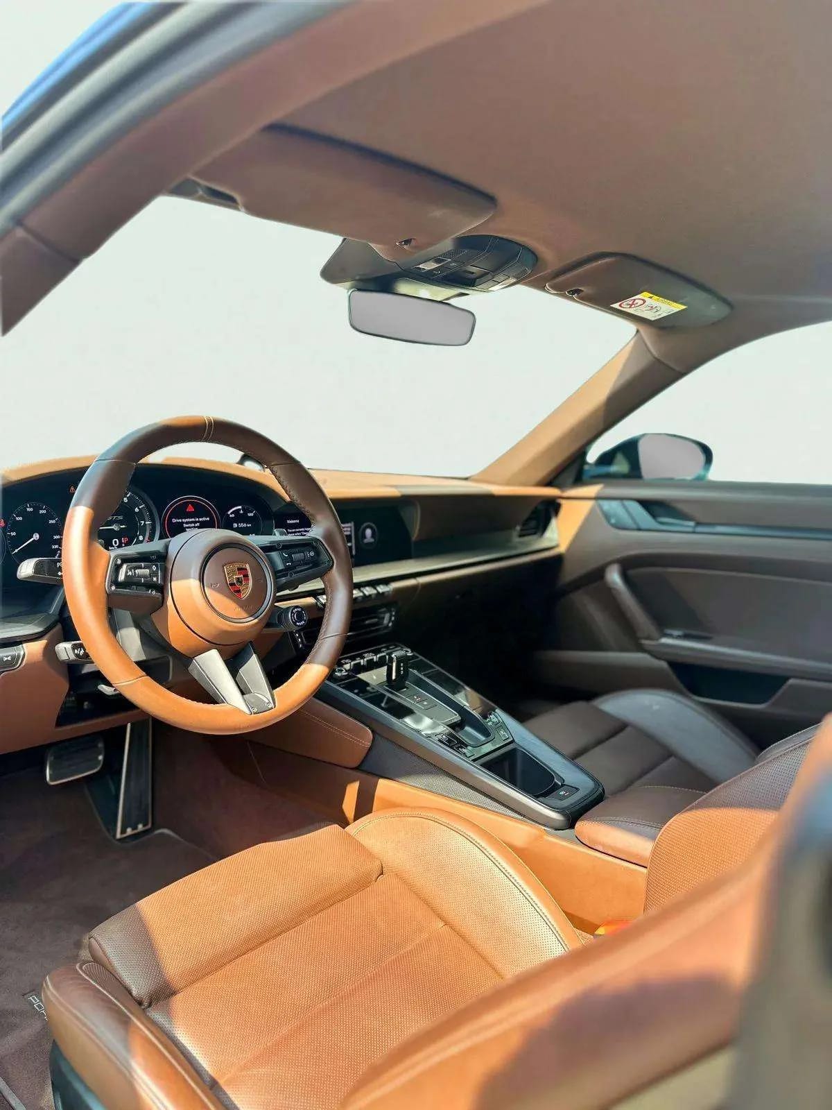 PORSCHE 911 GTS - Image 10