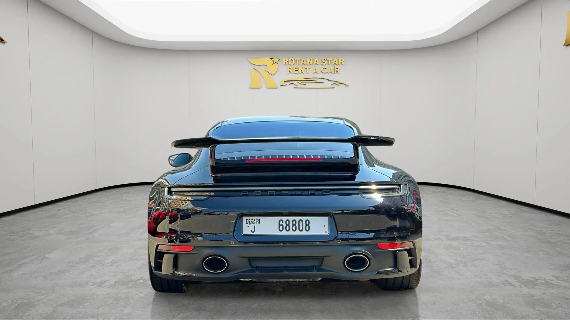 PORSCHE 911 GTS - Image 3