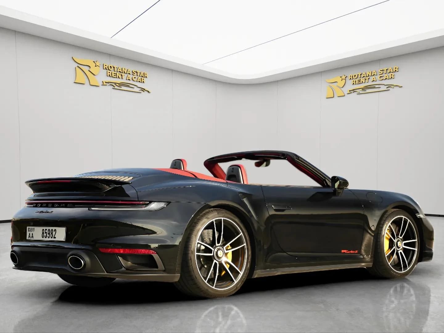 PORSCHE 911 Turbo S - Image 4