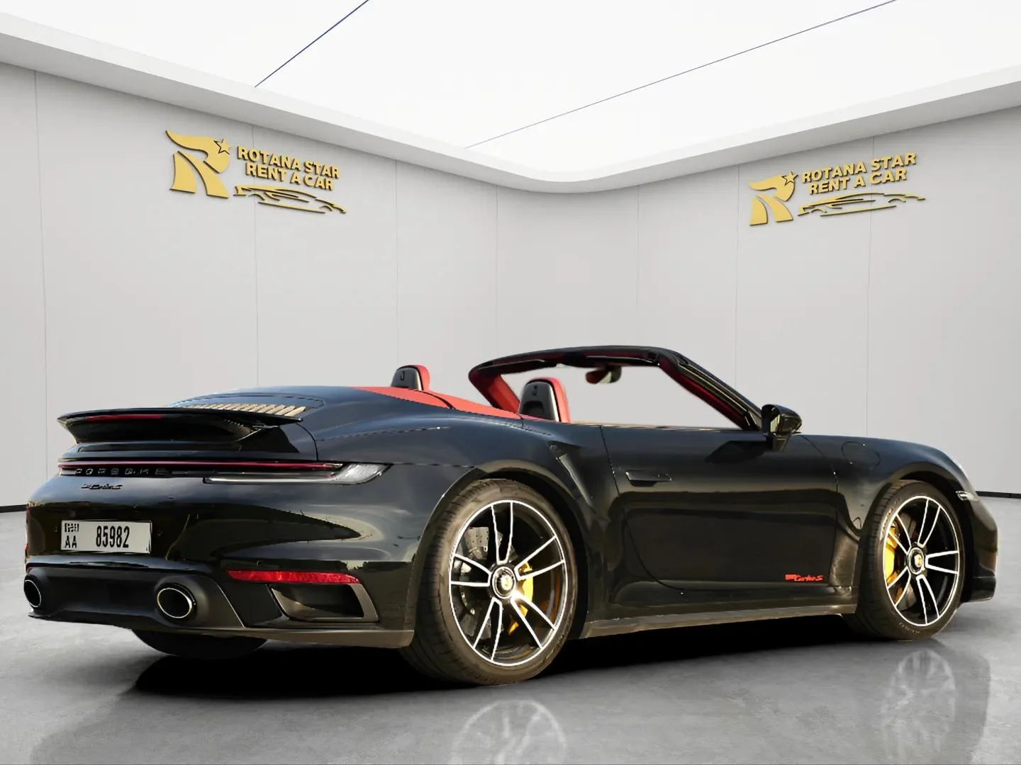 PORSCHE 911 Turbo S - Image 4