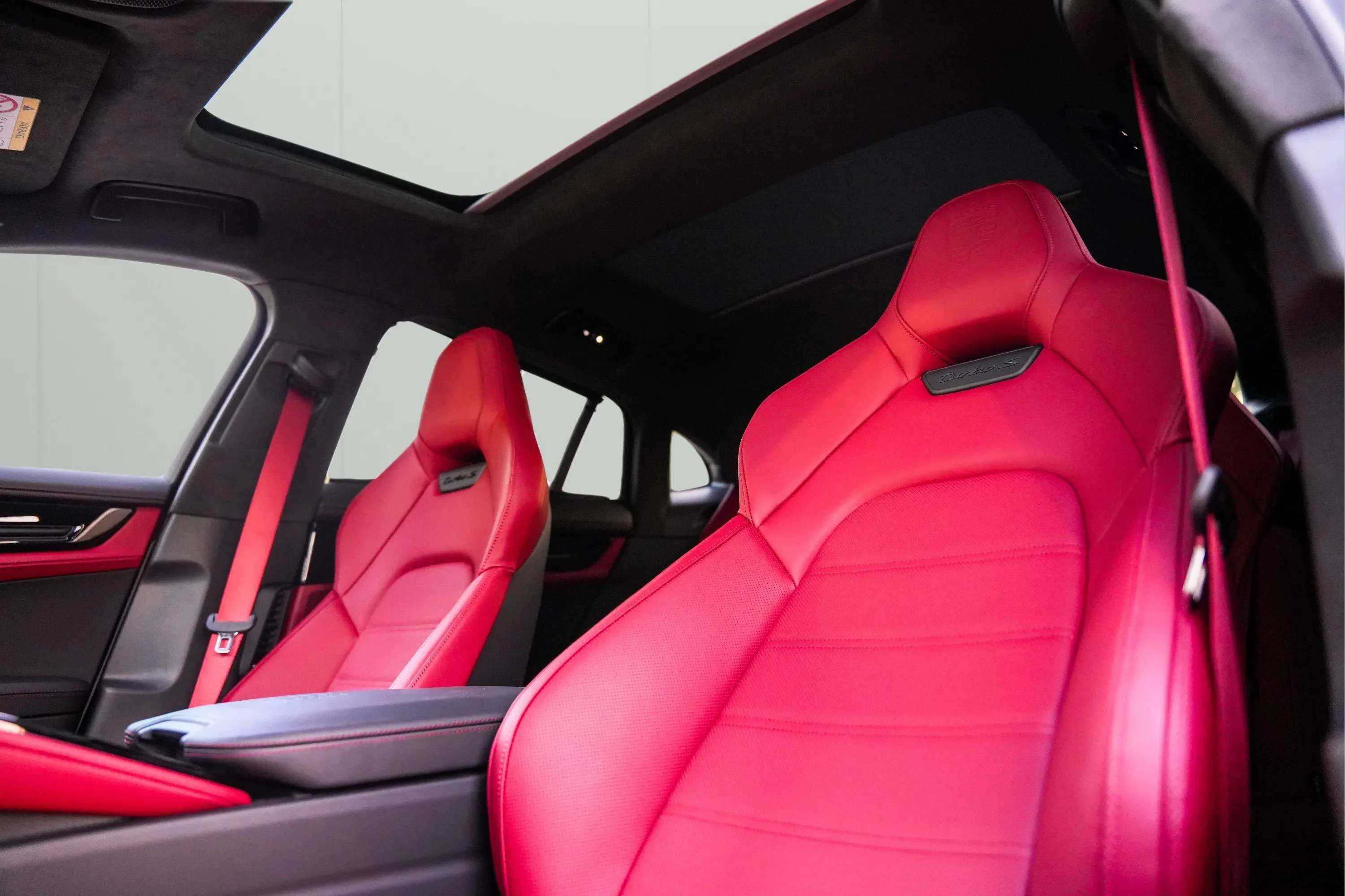 PORSCHE Panamera Turbo S E-Hybrid - Image 11