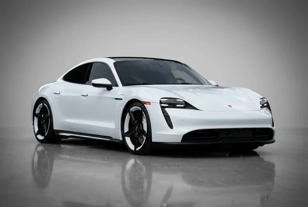 PORSCHE Taycan 4S - Image 1