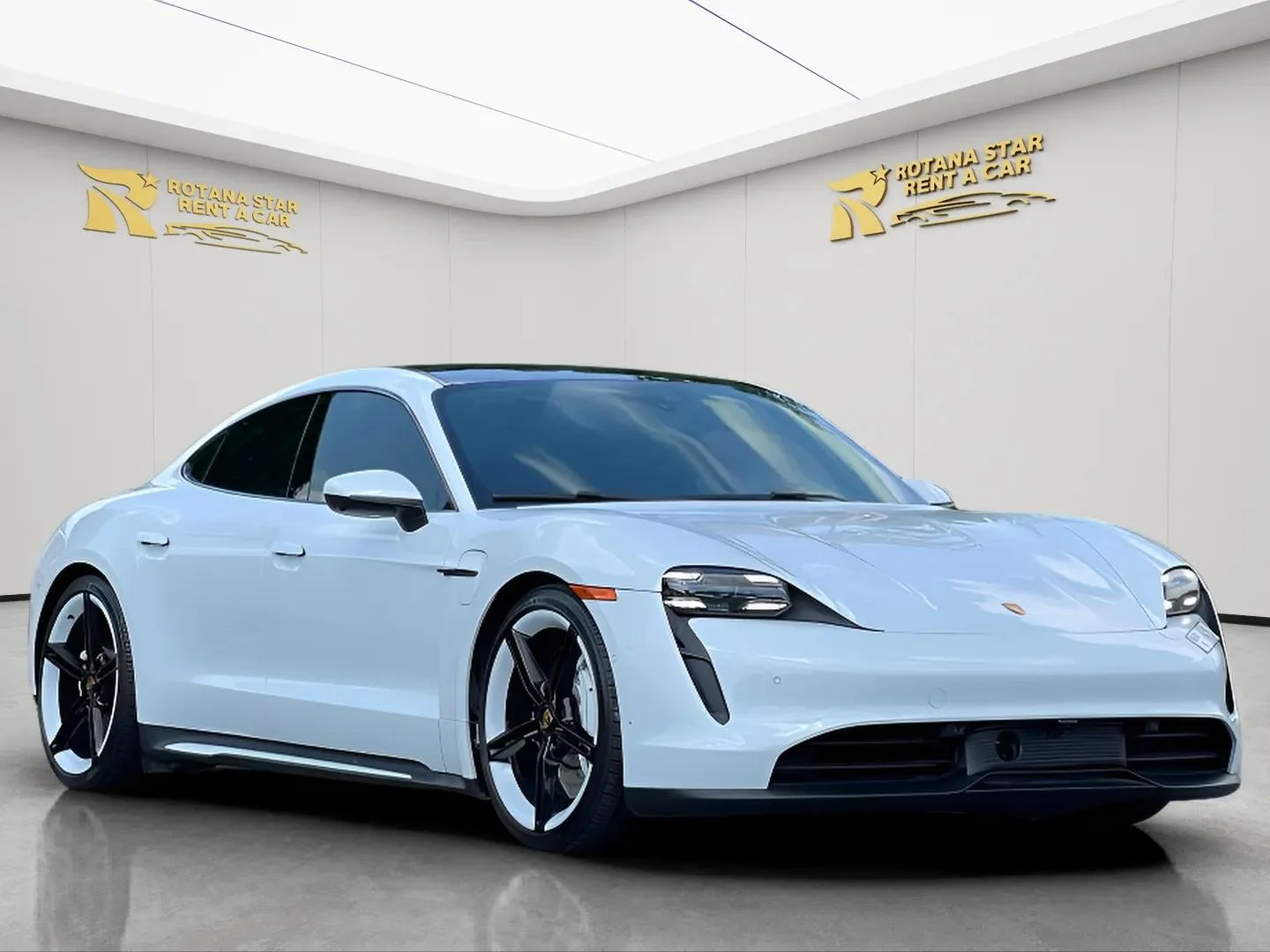 PORSCHE Taycan 4S - Image 2