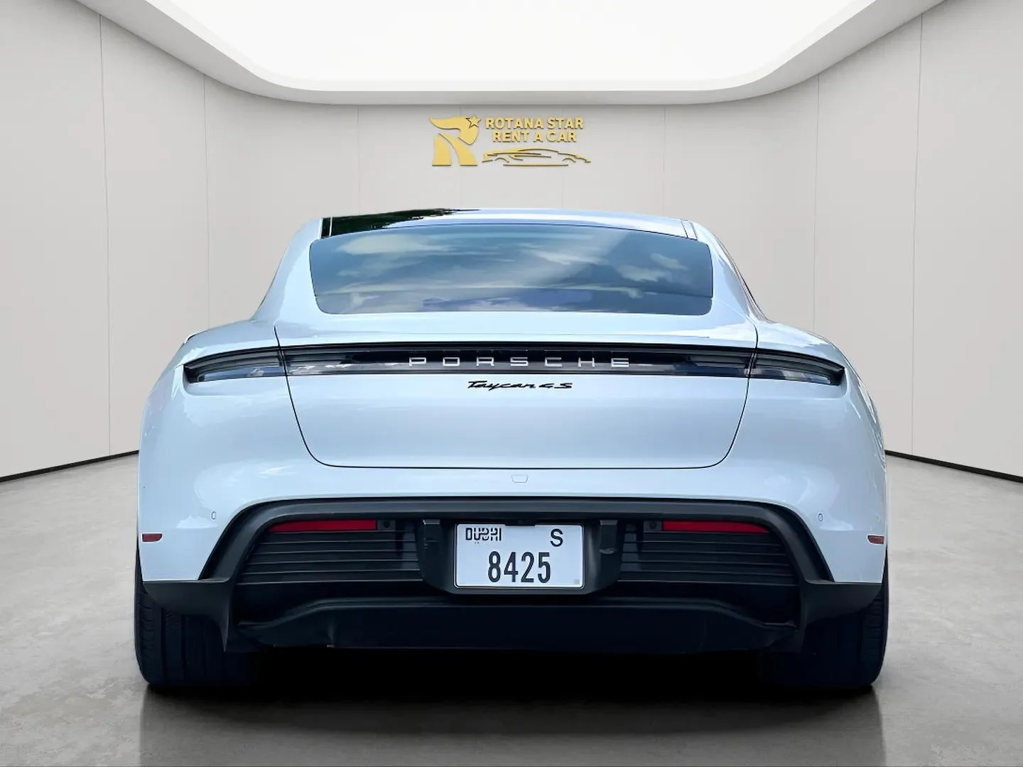 PORSCHE Taycan 4S - Image 5