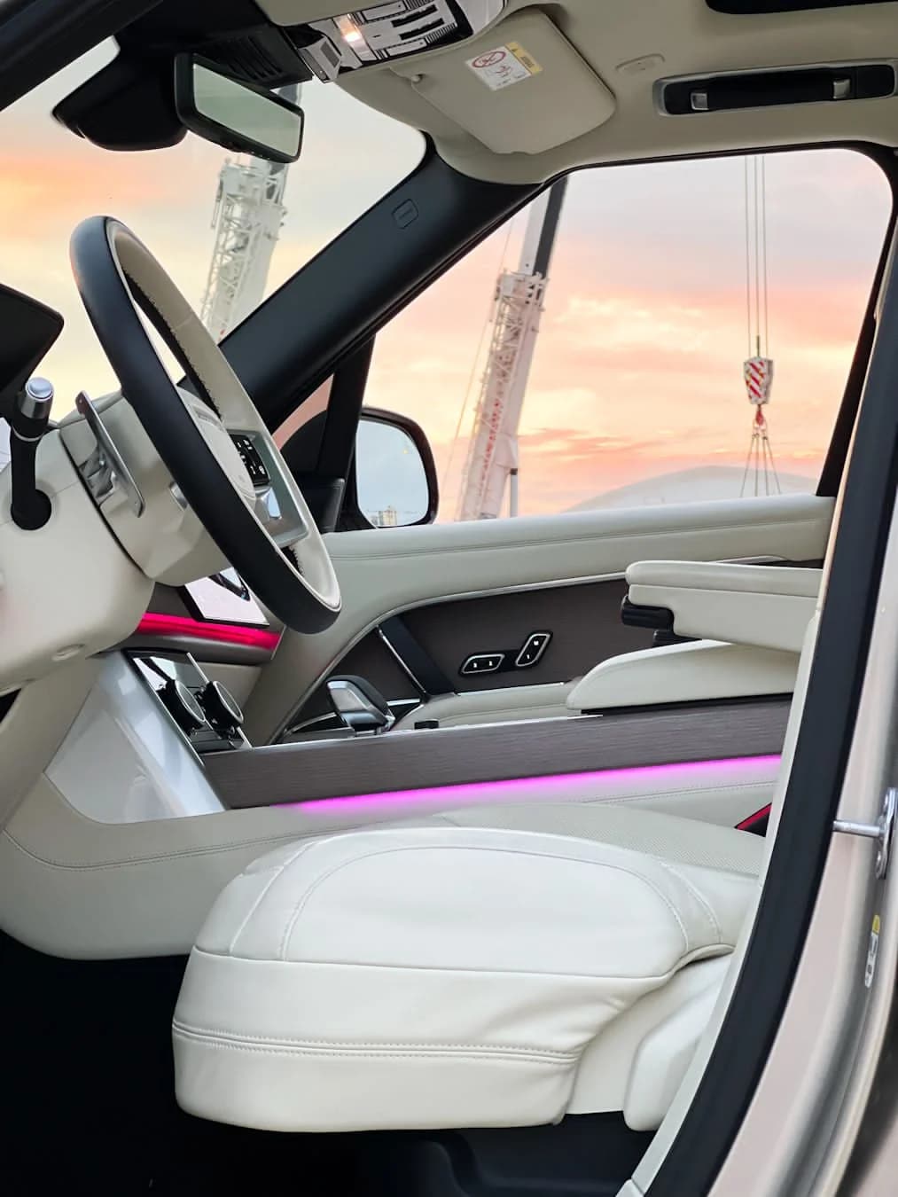 Range Rover - Image 4