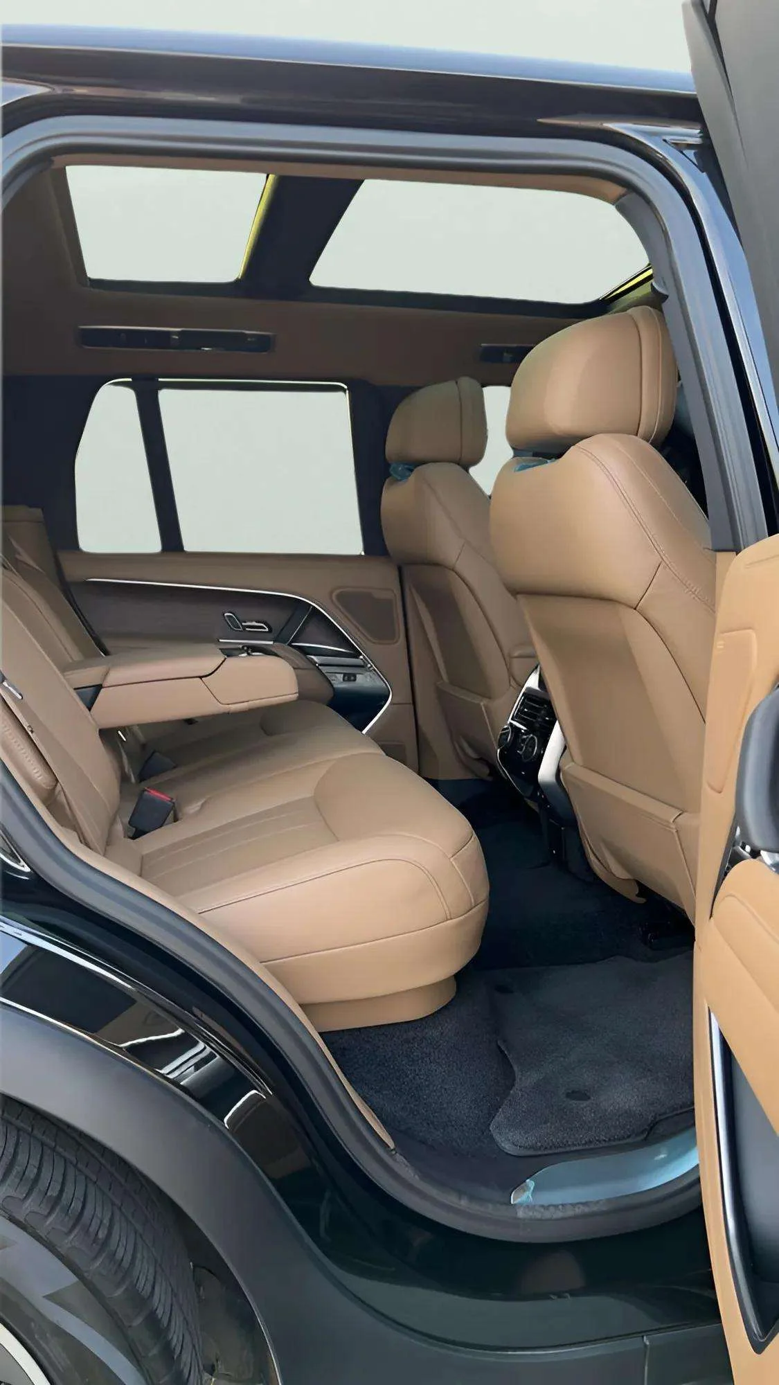 Range Rover HSE - Image 10