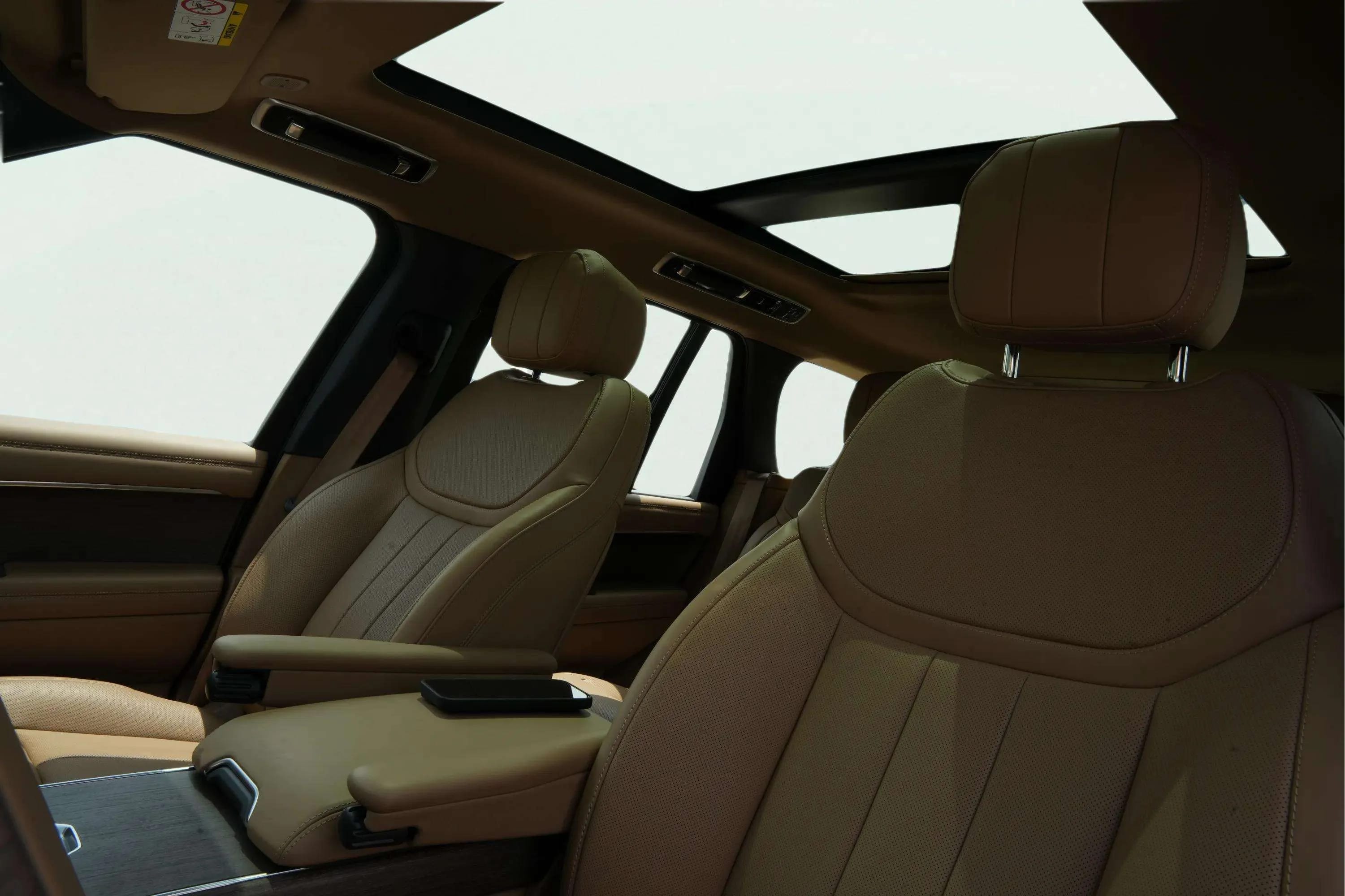 LANDROVER Range Rover Vogue - Image 11