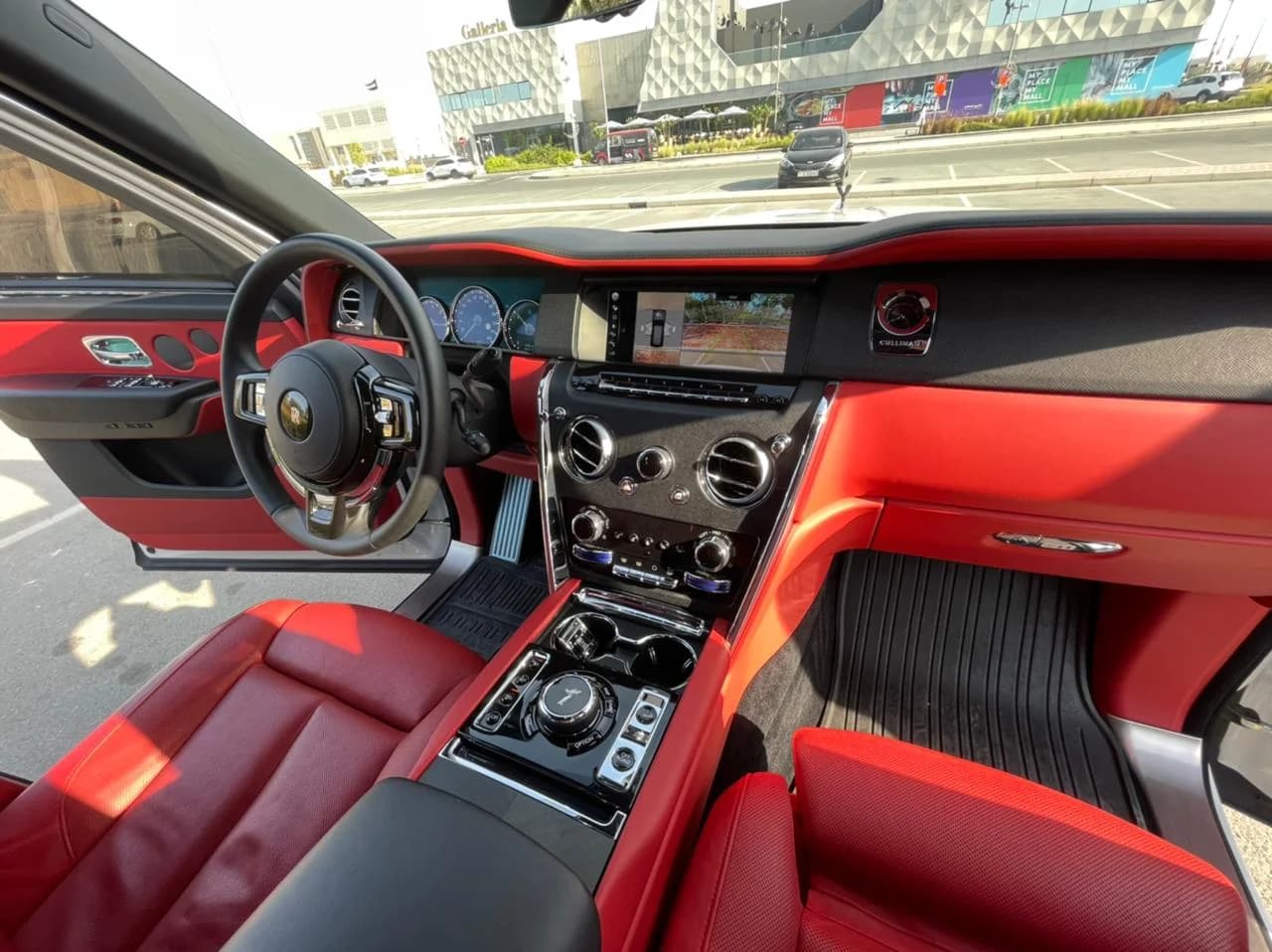 ROLLSROYCE Cullinan - Image 5