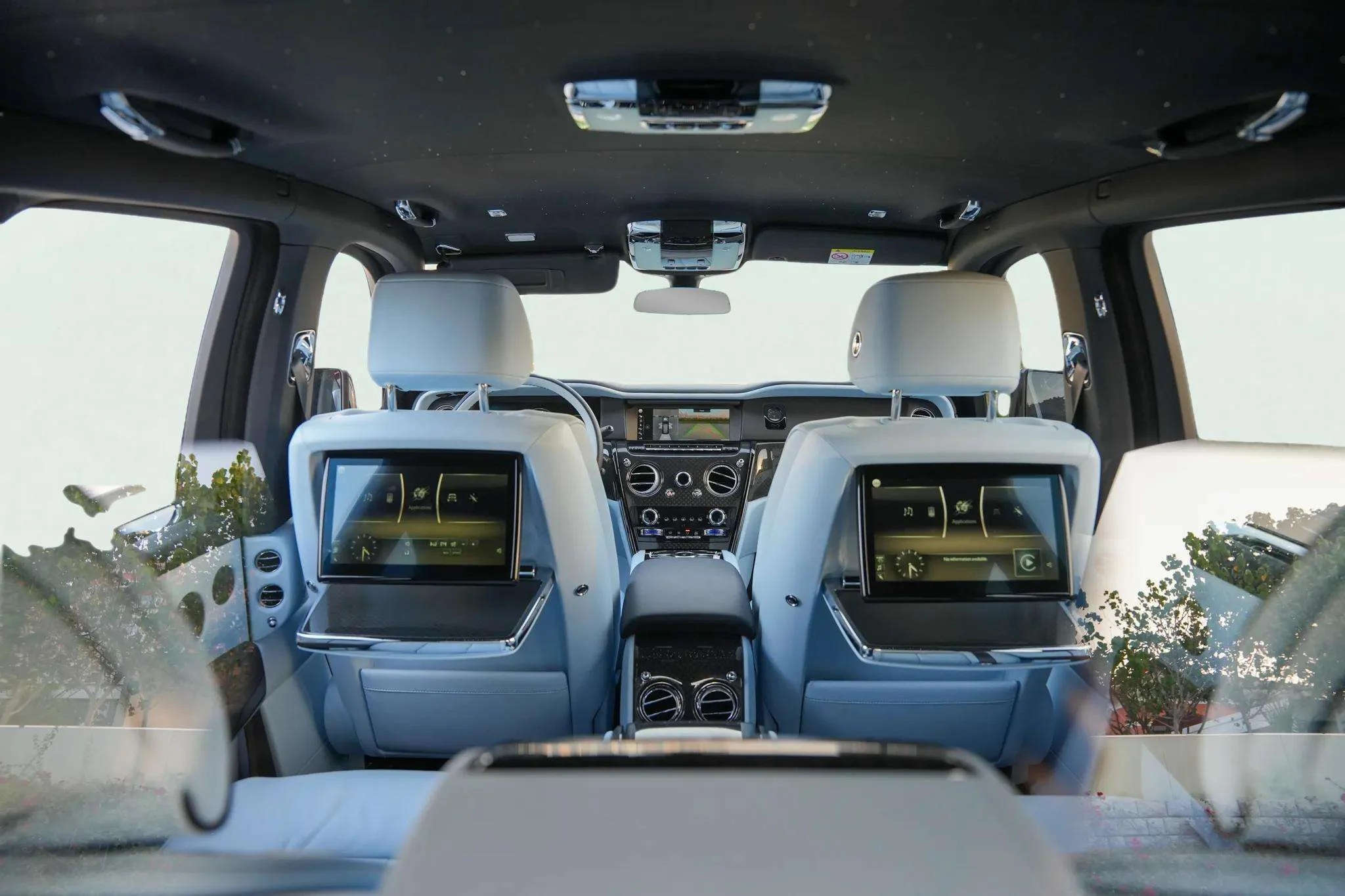 ROLLSROYCE Cullinan Black Badge - Image 9